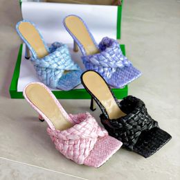 Sandales stretch en gelée Pantoufles pour femmes tissées Sexy Intrecciato Raphia Mule Diapositives Bout Carré Allongé 9cmTalons Hauts Pantoufle En Cuir Véritable Qualité Supérieure Avec Boîte 313