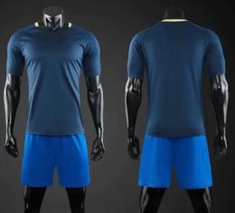 Boutique en ligne de maillots Maillot personnalisé de vêtements de football Ensembles avec shorts Vêtements Uniformes kits Sports Mesh pour hommes Sports de performance