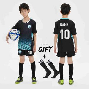 Jerseys Boys voetbalshirts stelt cadeau sokken op maat voor kinderen club team voetbal training uniform student meisjes voetbal sportkits