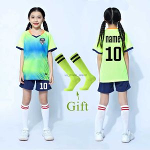 Jerseys Football Jersey Kids Personnalized Soccer Jerseys Set Custom Soccer survivant Uniforme de chemises de football respirantes pour les filles garçons