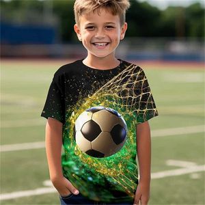 Jerseys Ierse kleding voor meisjes van 10 tot 14 voetbalshirt voor jongens met voetbalprint top voor kinderen Koreaans T-shirt Nieuw zomer T-shirt H240508