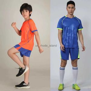 Jerseys Nouveau design Ensemble entier de gilet de soccer pour enfants personnalisé T-shirt Football Sumlimated Soccer Jersey pour grosseaux adultes uniformes