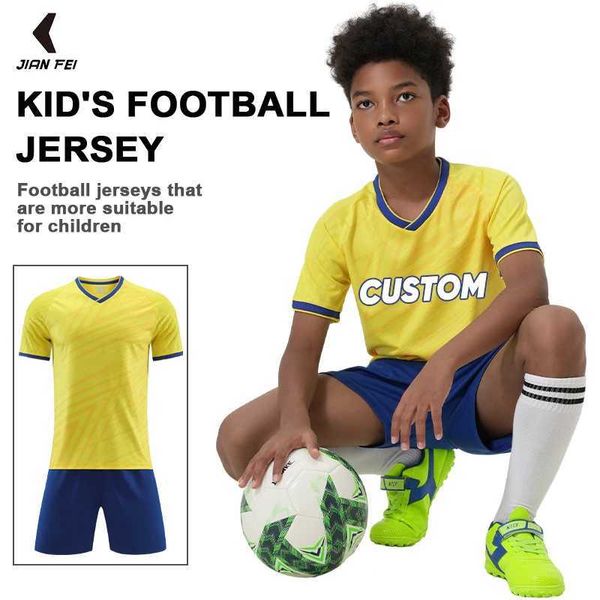 Jerseys en gros en gros de football de football en polyester et uniformes de football pour enfants à sec le kit de football à sec rapide pour LDREN 6329 H240508