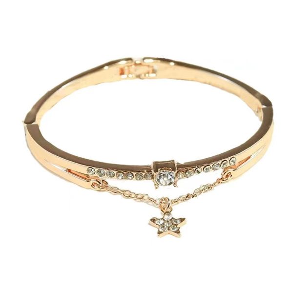 Bracelet bijou, bracelet doré, cadeau Saint Valentin, accessoire bracelet boucle ouverte plaqué or rose