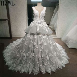 Jewel manches 3D fleurs Applique dentelle robes de mariage hiérarchisé Volants Bouton Retour Traîne Robe de mariée Robes de Novia