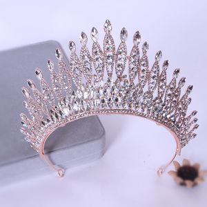 Sieraden Royal Crown Accessories Crystal Sieraden Wedding Ornamenten Bride Crown Dance Party Birthday Princess Meerdere kleuren Droom Extravagante zilveren legering