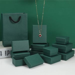 Bijoux 24Pack boîtes à bijoux en vrac étui bricolage boutique magasin de bijoux meilleur paquet boîte boîte de papier Litchi Stria vert foncé avec éponge noire