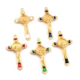 Bijoux 30pcs Email Saint Benèdit Cross Crucifix Crucifix Pendants Pendants pour les bijoux Collier DIY ACCESSORIE 28,5 * 51 mm