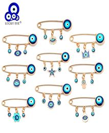Accessoires de bijoux Fashion JewelryBrooches Lucky Eye Blue Turkish Evil Eye Brooch Broch pour les femmes Men Détonnant la fleur d'huile STA7065897