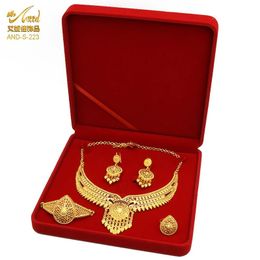 Sieraden Aniid Dubai Vergulde Sieraden Set voor Vrouwen Indiase Oorbel en Ketting Nigeria Marokkaanse Bruidsaccessoire Bruiloft Armband Geschenken