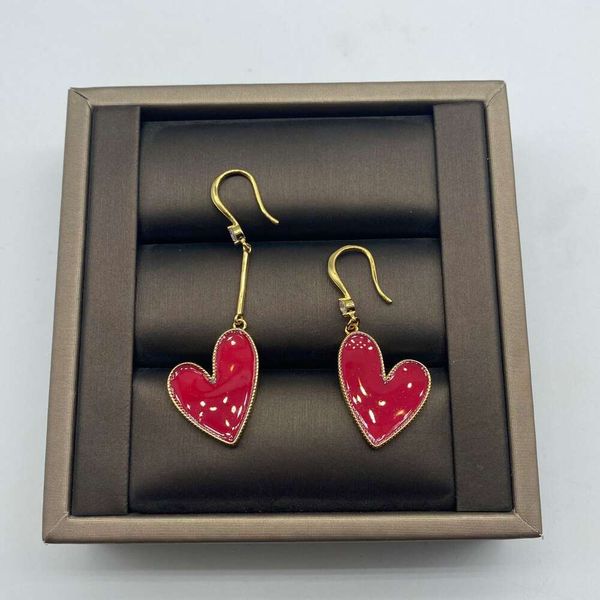 bijoux b boucles d'oreilles aiment les boucles d'oreilles de mode de personnalité simple de gel rouge.