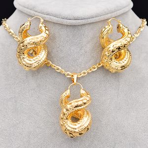 Bijoux grand cerceau boucles d'oreilles pendentif collier femmes cuivre croix numéro huit à la mode nouveautés ensembles de bijoux pour la fête