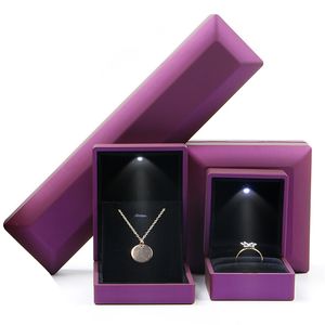 Boîte à bijoux avec lumière LED, pour fiançailles, bagues de mariage, boîtes de rangement, Festival, anniversaire, présentoir de bijoux et de colliers, coffret cadeau