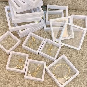Boîtes à bijoux 10 pièces ensemble 3D vitrine flottante supports support de stockage de suspension pour pendentif collier Bracelet anneau pièce de monnaie broche boîte-cadeau g231019