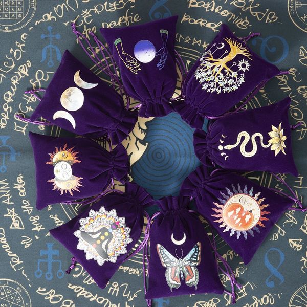 Boîtes à bijoux 1 pièces velours lune soleil Tarot sac de rangement cartes de jeu de société broderie cordon paquet fournitures de sorcellerie pour pochette d'autel 231019