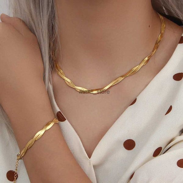 Joyas de joyas 2022 18K Gold impermeabilizado nuevo trenzado nuevo collar de cadena de espiga colaboración de pulseras al por mayor joyería de acero inoxidable para womenl231220