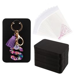 Boîtes à bijoux 50pcs porte-clés cartes d'affichage avec sacs auto-scellants carte tenir carton pour porte-clés emballage en gros 230801