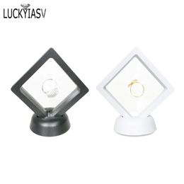 Cajas de joyería Plástico blanco negro Suspendido Vitrina flotante Pendiente Moneda Gemas Anillo Almacenamiento Membrana para mascotas Soporte Caja 7 7 2 cm 231019