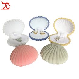 Boîtes à bijoux Vente en vrac 10 Pcs Mignon Shell Forme Velours Boucle D'oreille Cas De Fiançailles Collier Pendentif Bijoux Affichage De Stockage Boîte De Cadeau De Mariage 230211