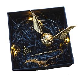 Juwelendozen Creative Gold Snitch Series Ring Box Voorstel Mysterie Luxe Metalen Sieraden Opbergdoos Koffer Trouwringen Schattig Vleugels Meisje Geschenk 230606