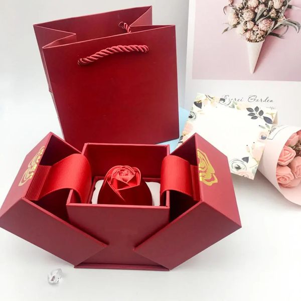 Boîtes à bijoux en boîte à roses pour collier pendentif, organisateur de cadeaux de la saint-valentin, présentoir d'emballage en papier plastique 231019
