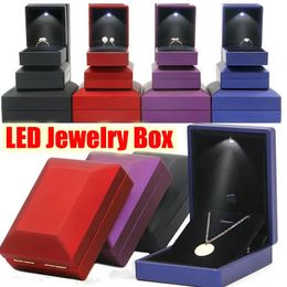 Boîtes à bijoux LED, boîte pour bagues et colliers, étuis de rangement de luxe en velours, vitrine de fiançailles, emballage cadeau, vitrine 231019