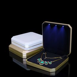 Sieradendozen LED Sieraden Big Set Box Organisator Pearl Earring Ketting Display Geschenkdozen voor bruiloft opvouwbare plastic sieraden opslagcase 230211
