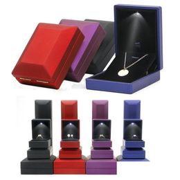 Boîtes à bijoux Collier Bracelet Bague Boîte Titulaire Cadeau Avec LED Accessoires De Mariage Éclairé En Gros Drop Livraison Emballage Displ Ot0Lt