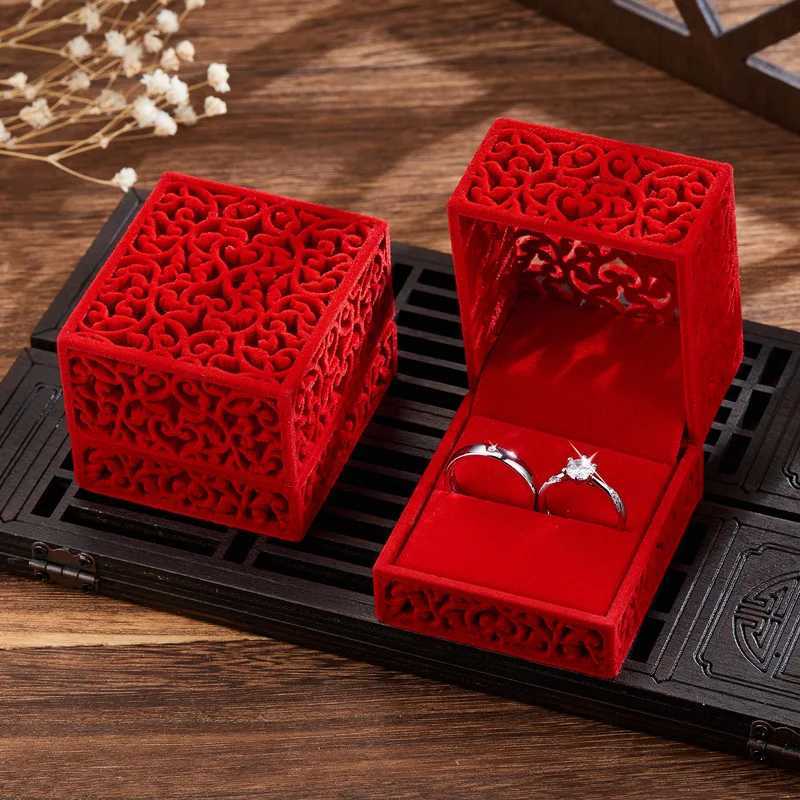 Jewelry Boxes New Hollow Red Velvet Ring Box Couple Double Ring Bearing Box for Wedding Engagement Gifts Collectibles Jewelry Organizer Packaging Box