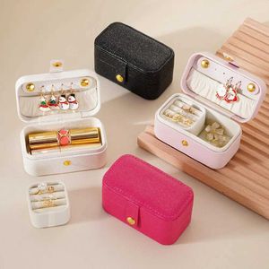 Sieradendozen Nieuwe mini draagbare juwelenbox voor reiskettingen oorbellen opslagringen premium pu lederen vrouwelijke sieraden organisator Joyero Case