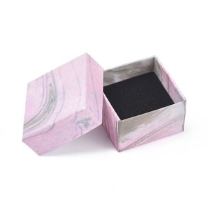 Cajas de joyería Pandahall 18 ~ 24 PcsLot Cajas de juego de joyería de cartón cuadrado de rectángulo rosa con caja de anillo de esponja negra para embalaje de joyería 230607