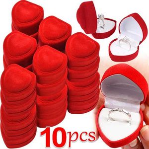 Boîtes de bijoux Boîte à coeur rouge Velvet Red Box Perle Treat Boot Boot Box Box Box Boad Board Bague de mariage Bague Bague d'affichage