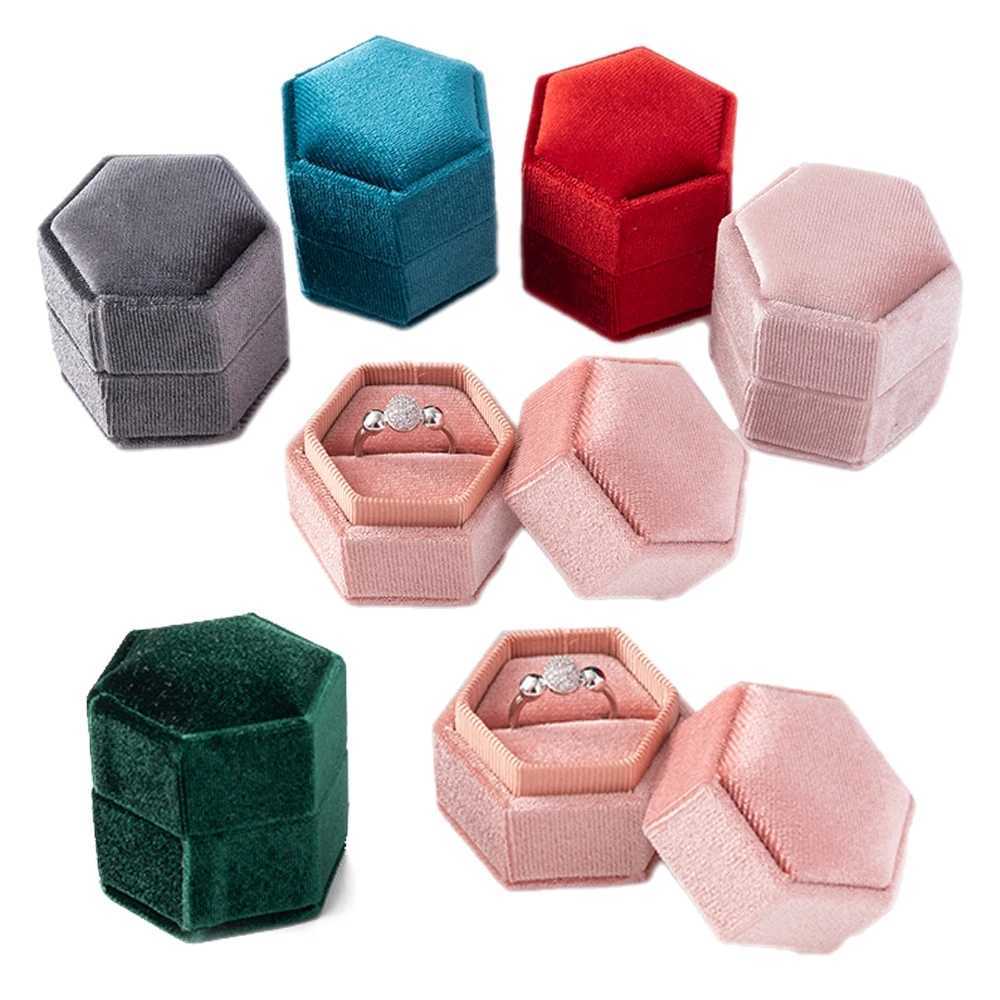 Jewelry Boxes Vintage hexagonal velvet jewelry single ring box empty box holder used for engagement wedding celebrations Valentines Day gift organizers