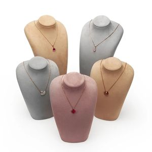 Boîtes à bijoux, présentoir de colliers de fenêtre, support d'accessoires d'exposition pour pendentif, organisateur de longue chaîne, rangement buste de Mannequin 231117