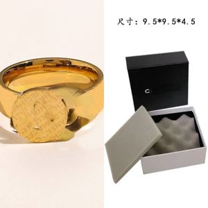 Jielry Designer Article Anneaux Femmes Love Charms Supplies de mariage Gold en acier inoxydable Fine Ring Fin-doigt ZG1202