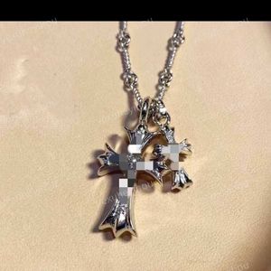 Sieraden Ontwerper Ketting Dubbellaags Kruis Ch Ketting Dames Amerikaans Licht Luxe Design High Sense Heren Lange Trui Keten Chromees Ketting Harten Ketting