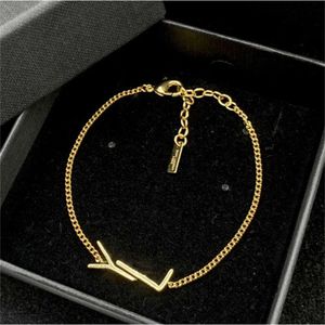 Sieraden ontwerper hanger kettingen trouwfeest armbanden sieraden ketting merk eenvoudige letter vrouwen ornamenten gouden ketting