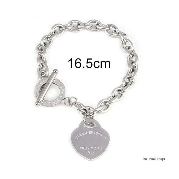 Joyería Pulsera de tenis de diamantes Brazalete de diseño Pulseras de plata para bebés para mujer Encanto para pulsera Trébol Dhgates Flores Medusa Brazaletes para mujer 894