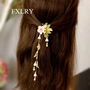Bijoux FXLRY Original fait à la main perle d'eau douce naturelle douce longue frange épingle à cheveux casque