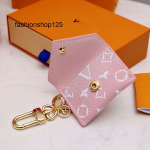 Bijoux Porte-clés Longes Porte-clés Designer Porte-clés Sac de luxe Charme Lettre Sac Femmes Porte-clés Chaîne de voiture Pendentif Hommes Accessoires de mode Cadeau exquis Nice