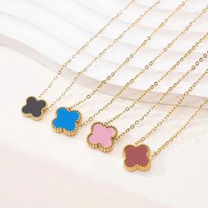 Jewelry Ladies Collier Designer Luxury Clover Designer Collier Fleurs 18 carats Gold plaqué Silver Fashion Pendant Collier Party