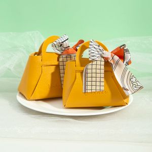 Bijoux en cuir bricolage pochettes à bijoux Logo personnalisé imprimé fête d'anniversaire emballage de bonbons bébé douche faveurs de mariage sac cadeau jaune