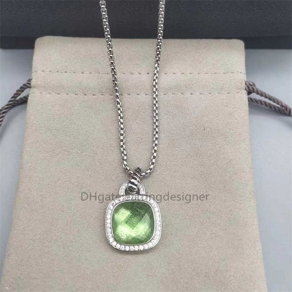 Colliers de bijoux de haute qualité pour femmes, collier de pierres précieuses carrées de 14mm, cadeau de styliste, vente en gros, articles d'expédition de mode gratuits, pendentif en diamant LOO1