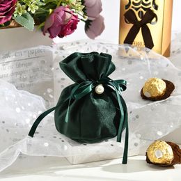 Sieraden verpakking Geschenkwikkeling Trouwtassen met candy tas kan aangepast Logo parel tekenreeks fluwelen geschenken tassen