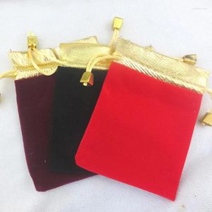 Sachets de bijoux 9 12cm 30pcs Phnom Penh Wine Red Velvet Sacs pour emballer des cadeaux à la main