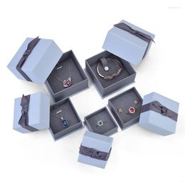 Pochettes à bijoux papier bleu avec ruban gris arc boucle d'oreille anneau présentoirs 5 pièces collier de mariage présent Bracelet emballage éponge
