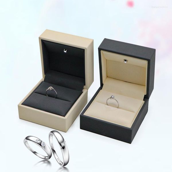 Pochettes à bijoux Creative LED Lights Proposition Ring Box Emballage en cuir PU Flip Stockage de haute qualité