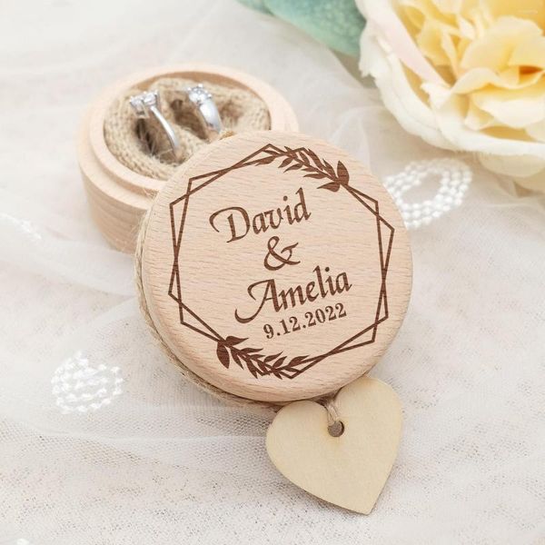 Bolsas de joyería Caja de anillo de bodas personalizada Soporte de madera grabado Portador de compromiso Decoración personalizada