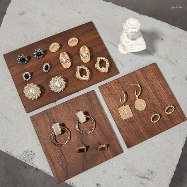 Pochettes à bijoux personnalisées en noyer carré bloc de feuille de bois petit porte-poupée organisateur cosmétique présentoir à bijoux tampon anneau d'estampage