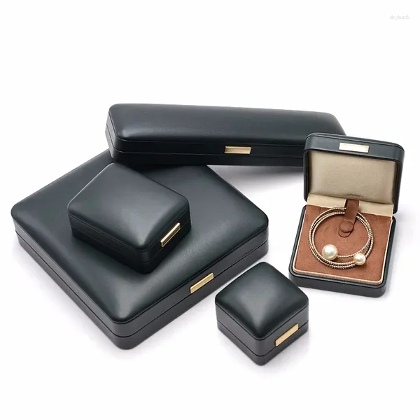 Boîtes de rangement en cuir de luxe Boîte d'oreille Boucle d'oreille Collier d'anneau de boutique Collier Disponible en plusieurs couleurs